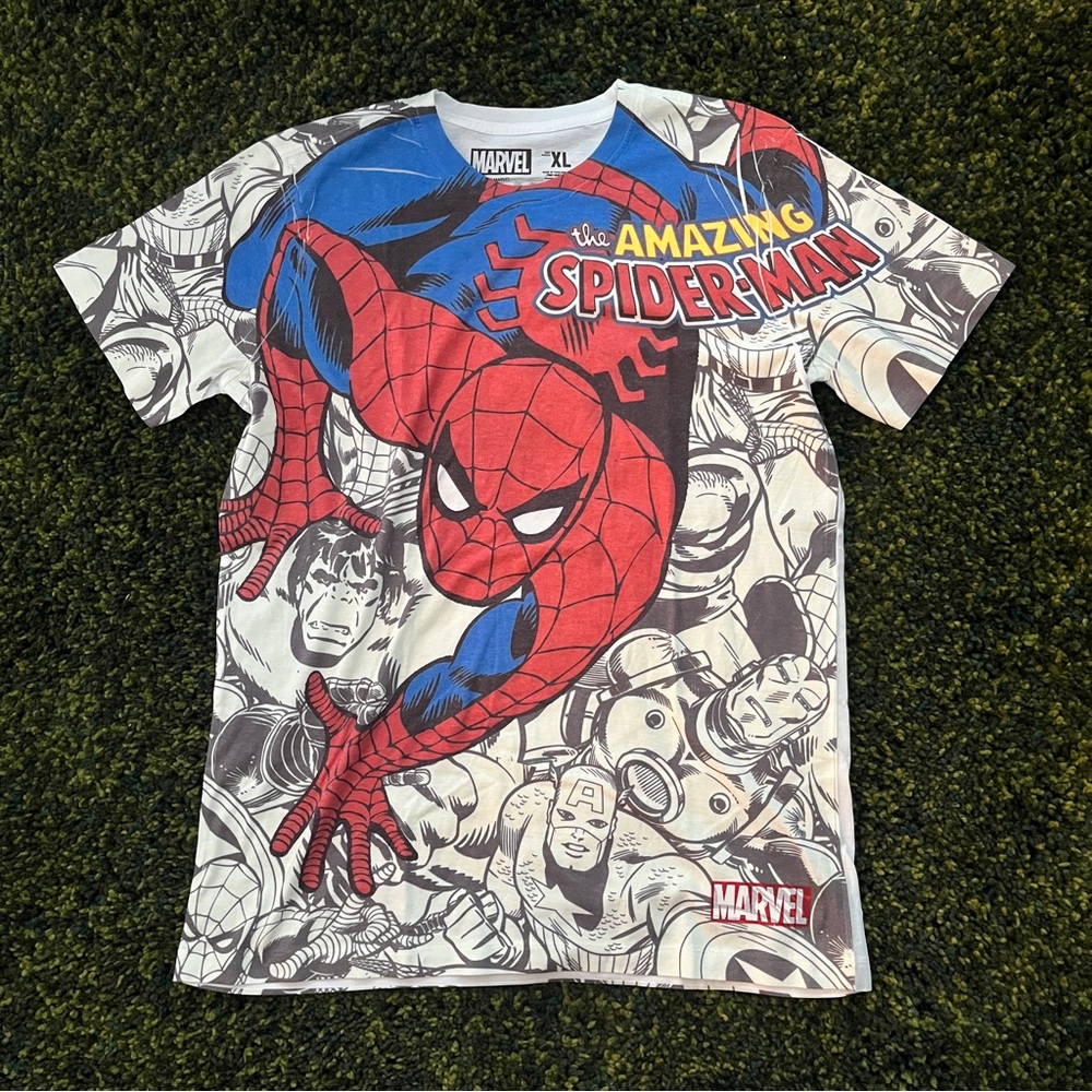 Marvel Spiderman Graphic T (fits M)